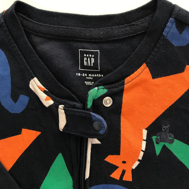 GAP(ギャップ)のGAP baby 長袖ロンパース 90cm キッズ/ベビー/マタニティのベビー服(~85cm)(カバーオール)の商品写真