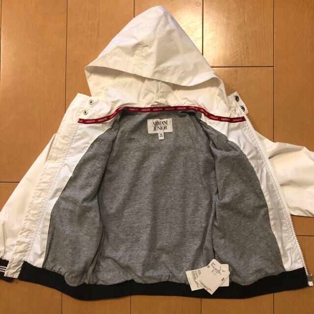 ARMANI JUNIOR(アルマーニ ジュニア)のアルマーニジュニア　ブルゾン キッズ/ベビー/マタニティのキッズ服男の子用(90cm~)(ジャケット/上着)の商品写真