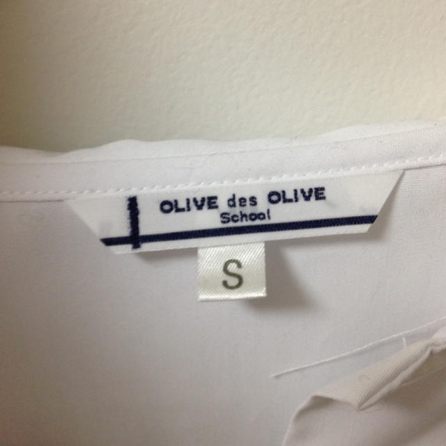 OLIVEdesOLIVE(オリーブデオリーブ)の長袖ブラウス レディースのトップス(シャツ/ブラウス(長袖/七分))の商品写真