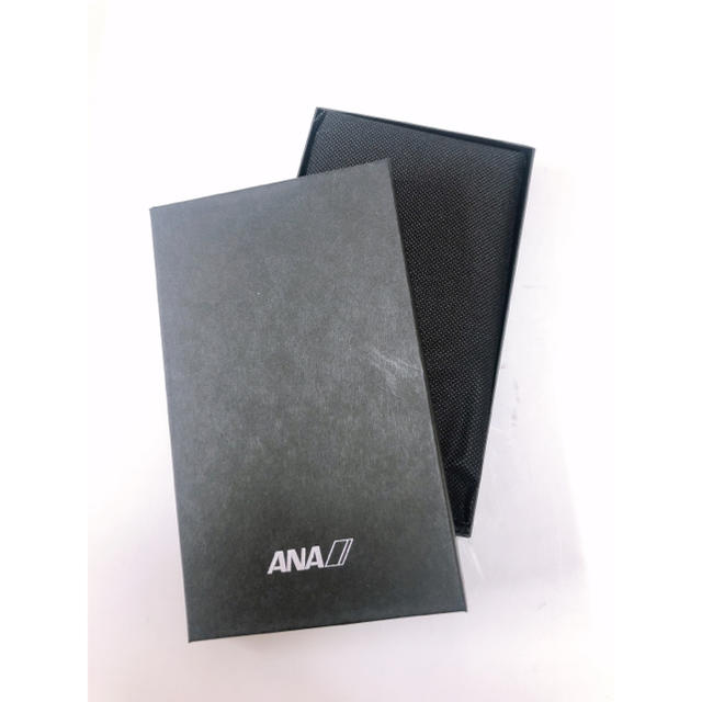 ANA(全日本空輸)(エーエヌエー(ゼンニッポンクウユ))のANA 手帳 箱 カバー メンズのファッション小物(手帳)の商品写真