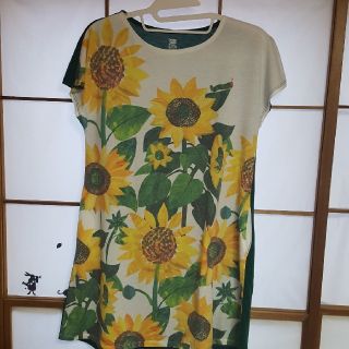 グラニフ(Design Tshirts Store graniph)のグラニフ ひまわり はらぺこあおむし(チュニック)