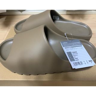 アディダス(adidas)のADIDAS YEEZY SLIDE EIRTH BROWN US12(スニーカー)