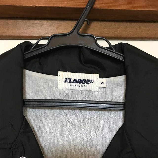 XLARGE(エクストララージ)のXLARGE コーチジャケット　Sサイズ メンズのジャケット/アウター(ナイロンジャケット)の商品写真