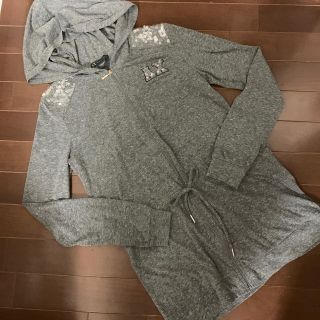 アルマーニエクスチェンジ(ARMANI EXCHANGE)のアルマーニ　エクスチェンジ　ジップアップパーカー　S(パーカー)