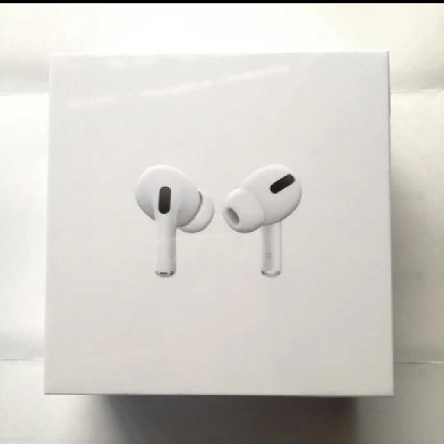 Apple(アップル)の【marin様専用】AirPods Pro MWP22J/A【エアポッド】 スマホ/家電/カメラのオーディオ機器(ヘッドフォン/イヤフォン)の商品写真