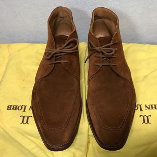 ジョンロブ(JOHN LOBB)のJOHN LOBB メンズ　スエードシューズ　チャッカーブーツ　極美品　箱無し(ブーツ)