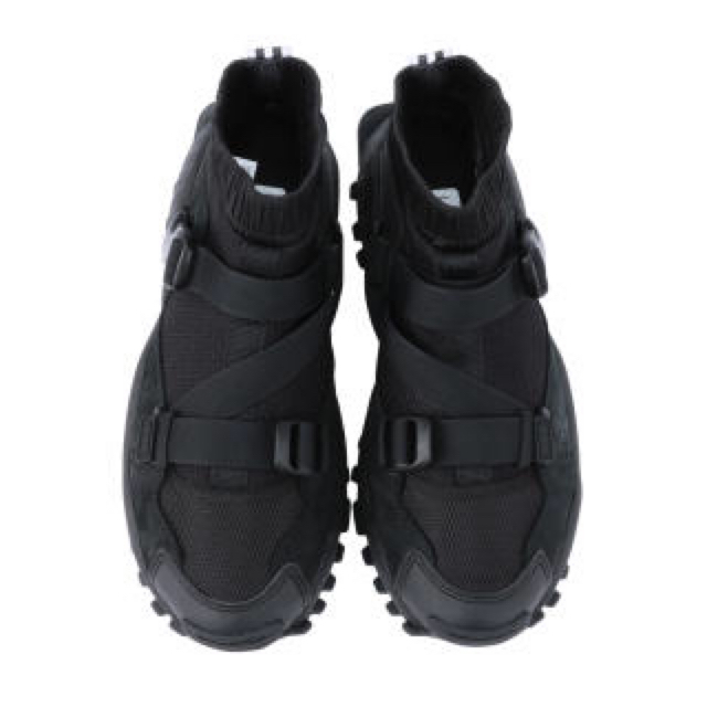 HYKE(ハイク)のADIDAS HYKE SEEULATER AOH BLACK 26.5 メンズの靴/シューズ(スニーカー)の商品写真
