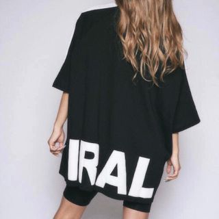 レディー(Rady)の[新品] IRAL オーバーロゴＴシャツ(Tシャツ(半袖/袖なし))