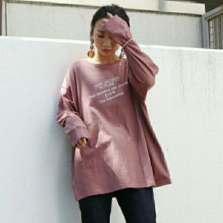 アングリッド(Ungrid)の新品タグ付　アングリッド　ロゴビッグロングTee　ungrid 　ロンtee　P(Tシャツ(長袖/七分))