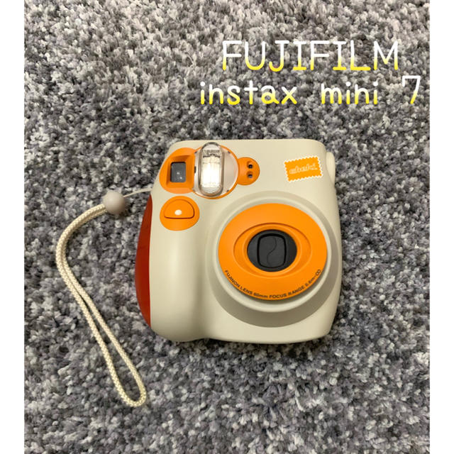 富士フイルム(フジフイルム)のFUJIFILM instax mini 7 スマホ/家電/カメラのカメラ(フィルムカメラ)の商品写真