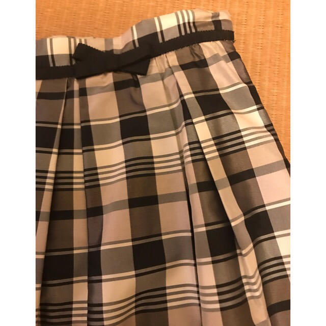STRAWBERRY-FIELDS(ストロベリーフィールズ)のSTRAWBERRY-FIELDS 茶系チェックスカート　サイズM相当 レディースのスカート(ひざ丈スカート)の商品写真