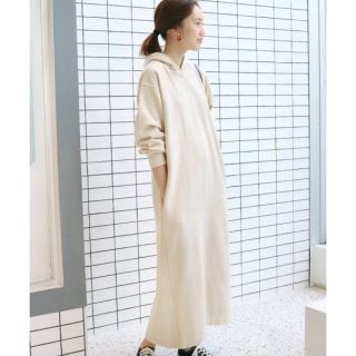 新品 SLOBE IENA 裏毛フードワンピース