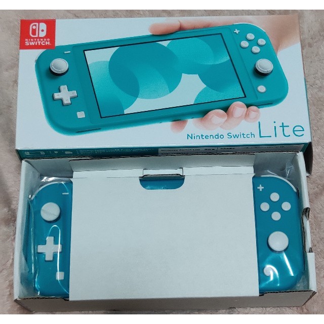 Nintendo Switch Lite＋どうぶつの森セット 保証書付  エンタメ/ホビーのゲームソフト/ゲーム機本体(携帯用ゲーム機本体)の商品写真