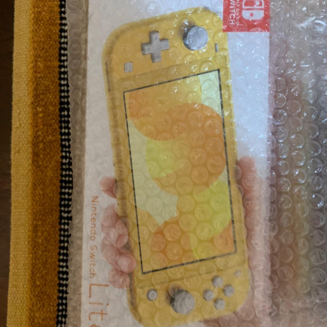Nintendo Switch Lite  本体　イエロー
