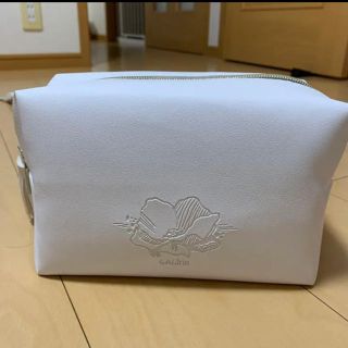 ラリン(Laline)のlaline cherry blossom cosmetic bag(ポーチ)