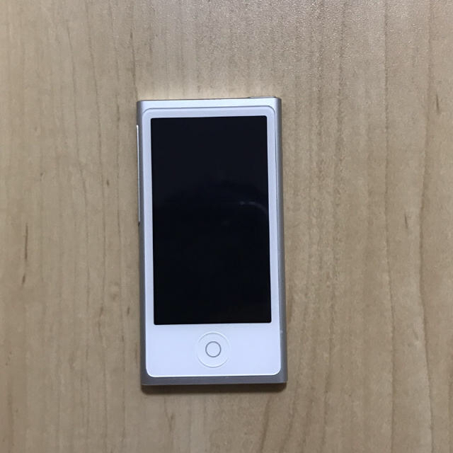 Apple(アップル)のiPod nano 第7世代　16GB スマホ/家電/カメラのオーディオ機器(ポータブルプレーヤー)の商品写真