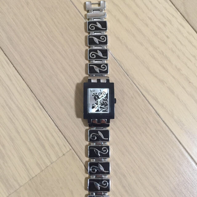 swatch(スウォッチ)のSwatch スクエア シルバーブラック レディースのファッション小物(腕時計)の商品写真