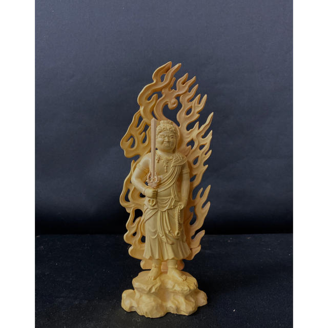 総柘植材　仏教工芸品　木彫仏像　極上彫　不動明王立像