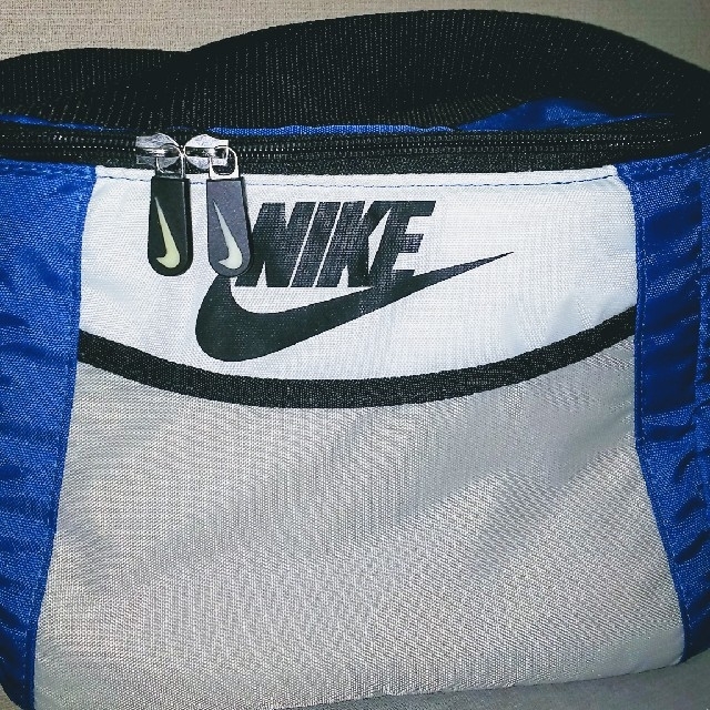 NIKE(ナイキ)のNIKE保冷バック（ママンさん専用） スポーツ/アウトドアのテニス(バッグ)の商品写真