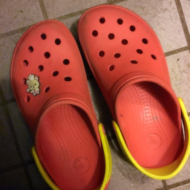 crocs(クロックス)のクロックス レディースの靴/シューズ(サンダル)の商品写真