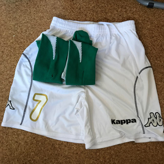 Kappa(カッパ)のKappa ユニフォーム　シャツ　パンツ　ストッキング　Mサイズ スポーツ/アウトドアのサッカー/フットサル(ウェア)の商品写真