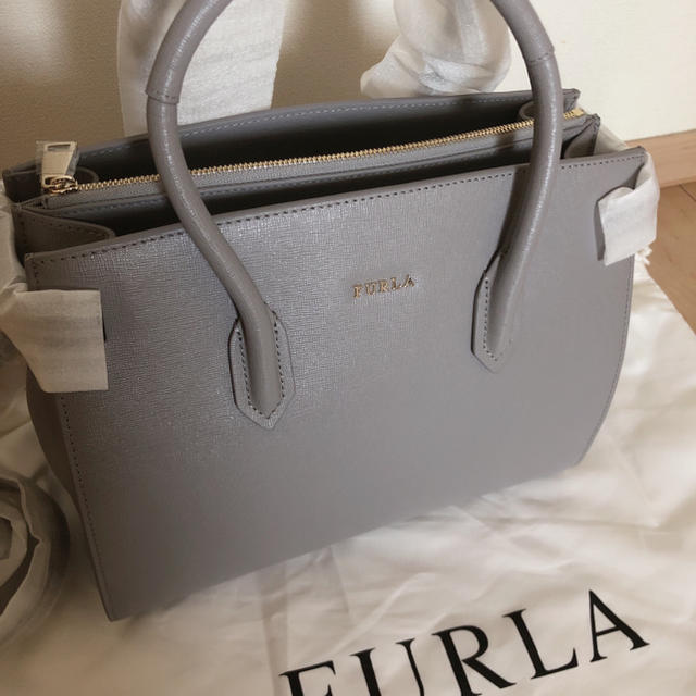 ハンドバッグ FURLA - Furla PIN