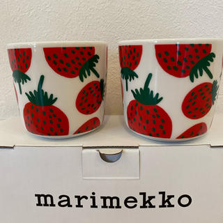 マリメッコ(marimekko)のマリメッコ ラテマグ イチゴ マンシッカ マグカップ(グラス/カップ)