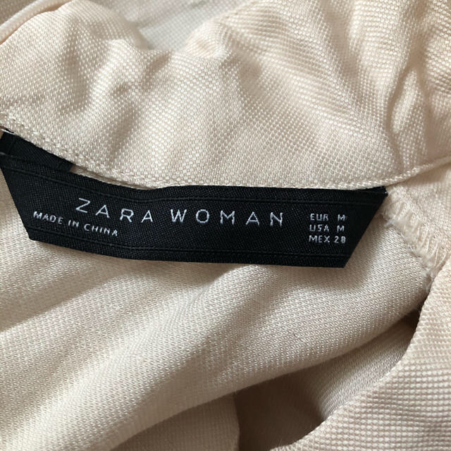 ZARA(ザラ)のZARA トップス　Mサイズ レディースのトップス(シャツ/ブラウス(長袖/七分))の商品写真