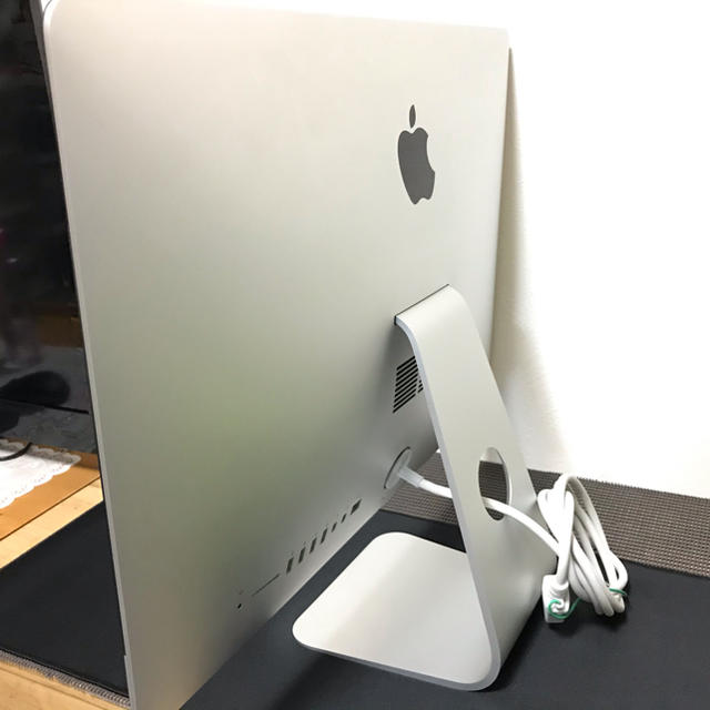 Mac (Apple)(マック)のimac 2012 21.5 ジャンク スマホ/家電/カメラのPC/タブレット(デスクトップ型PC)の商品写真