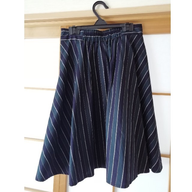 UNRELISH(アンレリッシュ)のUNRELISH　スカート レディースのスカート(ひざ丈スカート)の商品写真