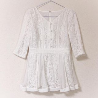 ジャスグリッティー(JUSGLITTY)のJUSGLITTY レースブラウス　美品(シャツ/ブラウス(長袖/七分))