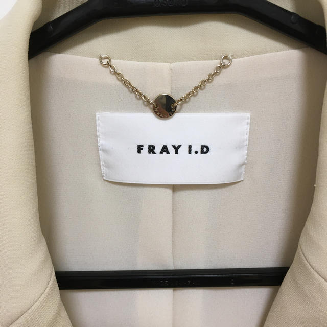 FRAY I.D(フレイアイディー)のテーラードジャケット レディースのジャケット/アウター(テーラードジャケット)の商品写真