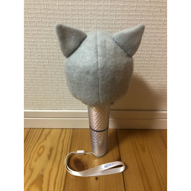 SEVENTEENペンライトカバー 猫(ジュン)