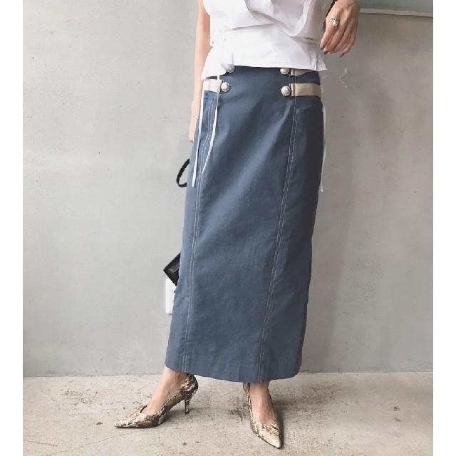 Ameri VINTAGE(アメリヴィンテージ)の新品タグ付き アメリヴィンテージ CONCHO BELT SKIRT レディースのスカート(ロングスカート)の商品写真