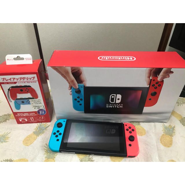 任天堂Switch 旧型本体andプレイアップグリップ