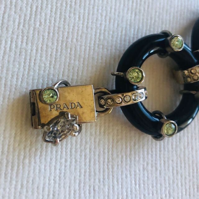 PRADA(プラダ)の値下げ プラダ ブレスレット 中古品 レディースのアクセサリー(ブレスレット/バングル)の商品写真