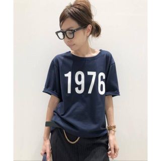 アパルトモンドゥーズィエムクラス(L'Appartement DEUXIEME CLASSE)のL'Appartement AMERICANA 1976 Tシャツ(Tシャツ(半袖/袖なし))