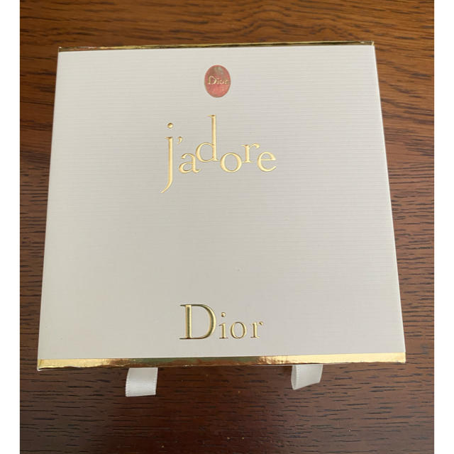 Dior(ディオール)のDiorディオール　空き箱 インテリア/住まい/日用品のオフィス用品(ラッピング/包装)の商品写真