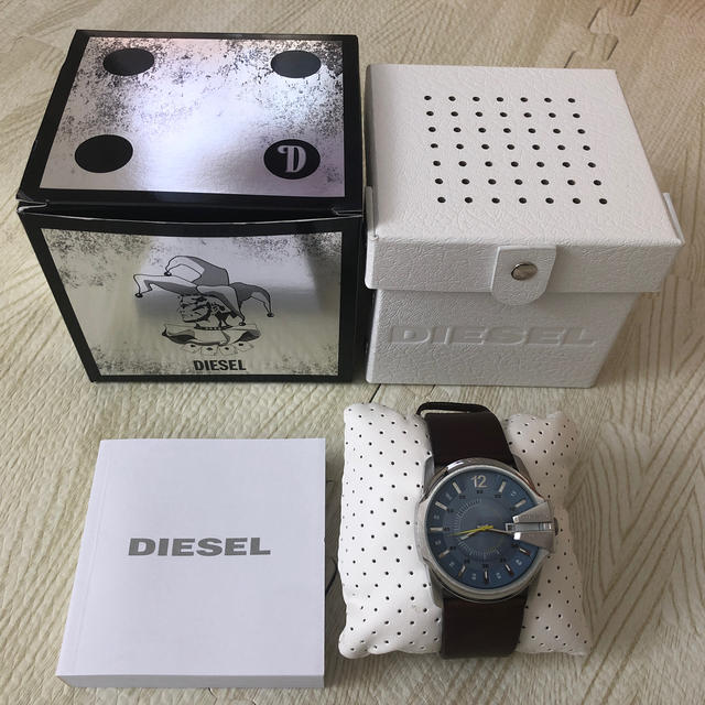 DIESEL(ディーゼル)の●ロビンさん専用●diesel腕時計【使用感あり　箱あり】 メンズの時計(レザーベルト)の商品写真