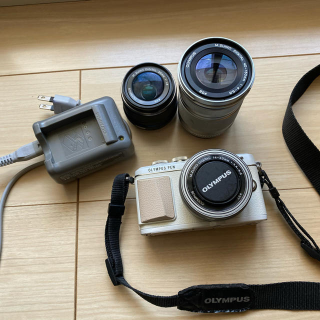 OLYMPUS PEN Lite E-PL7