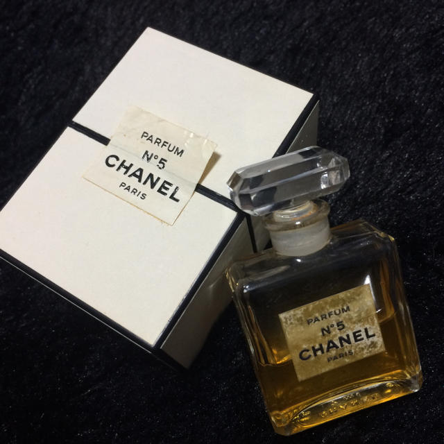 CHANEL - CHANEL N°5の通販 by ゆーちゃんshop｜シャネルならラクマ