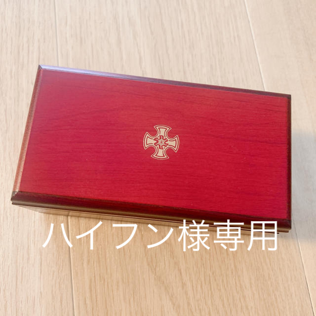 金城学院高校 卒業記念品 ジュエリーボックス オルゴール付きの 金城学院高校 卒業記念品 ジュエリーボックス オルゴール付きの