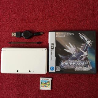 ニンテンドー3DS(ニンテンドー3DS)のニンテンドー3DS,とびだせどうぶつの森,ポケットモンスターダイヤモンド　中古(携帯用ゲームソフト)