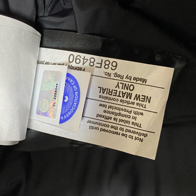 CANADA GOOSE(カナダグース)の専用　カナダグース　レッドクリフ　ウールジャスパー メンズのジャケット/アウター(ダウンジャケット)の商品写真