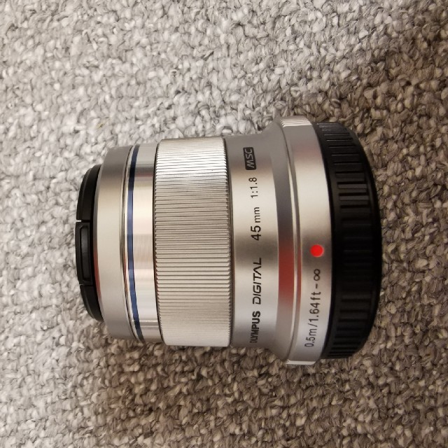 OLYMPUS ｵﾘﾝﾊﾟｽM.ZUIKO DIGITAL 45mm F1.8レンズ(単焦点) - レンズ(単焦点)