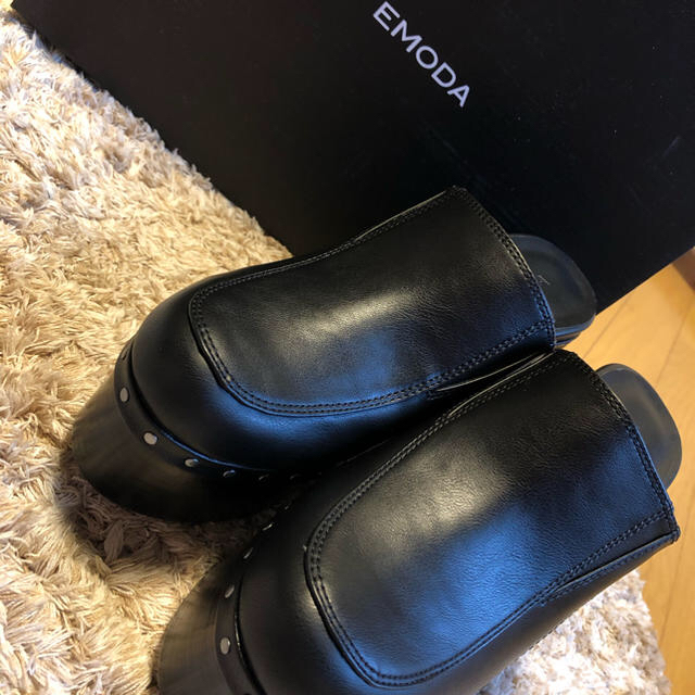 EMODA(エモダ)のサボサンダル レディースの靴/シューズ(サンダル)の商品写真