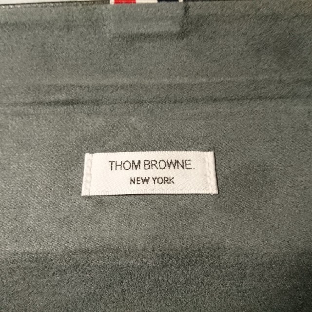 THOM BROWNE(トムブラウン)のTHOM BROWNE メガネケース レディースのファッション小物(サングラス/メガネ)の商品写真