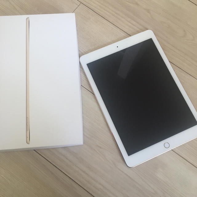 PC/タブレットiPad Air 16GB