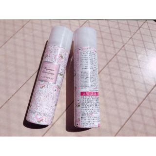 ジルスチュアート(JILLSTUART)のJILLSTUART 艶出しスプレー　ヘアトリーメント(ヘアスプレー)