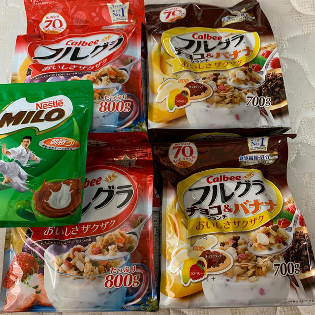 カルビー(カルビー)のフルグラセット 食品/飲料/酒の食品(その他)の商品写真